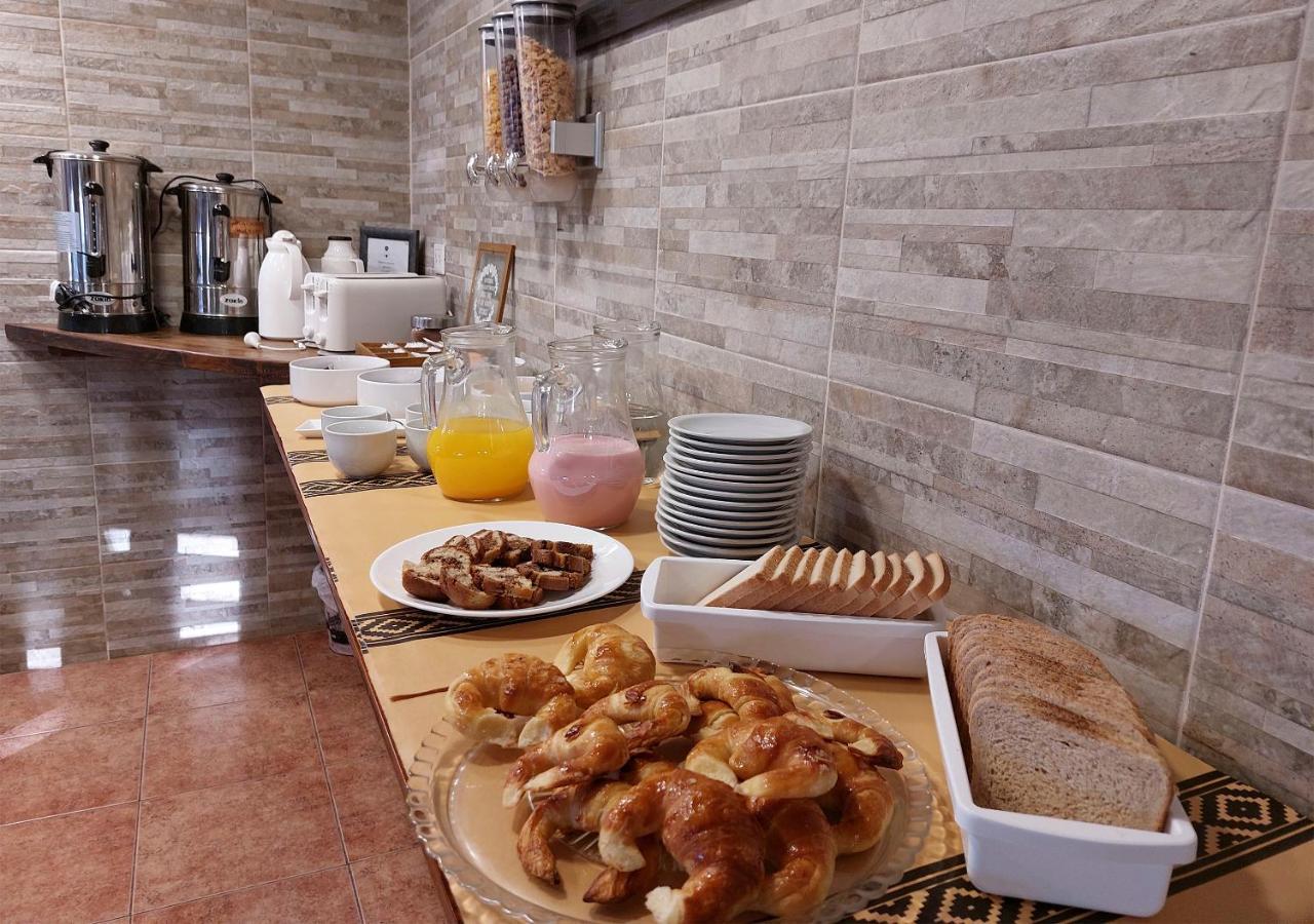 Inn Austral